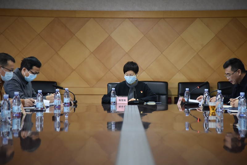 市場監(jiān)管局召開疫情防控工作會議，部署春節(jié)期間市場監(jiān)管工作.jpg