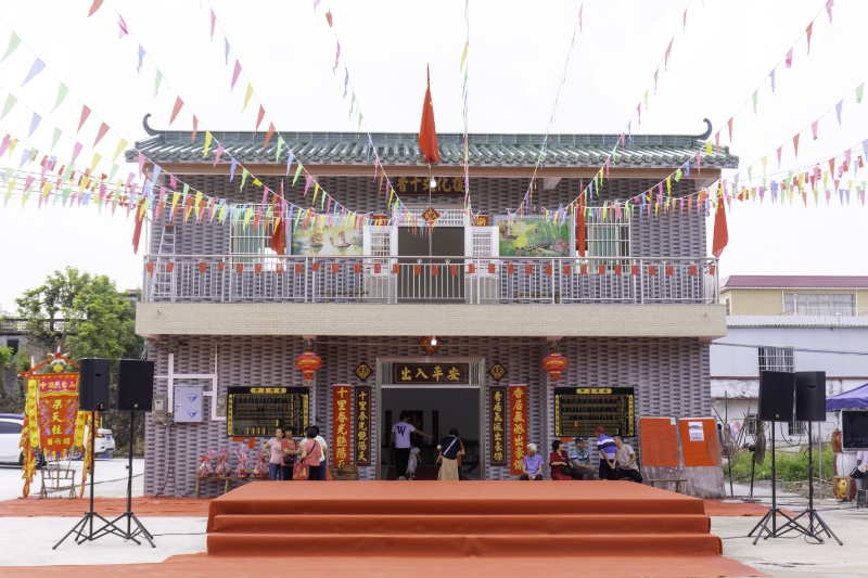 高鎮(zhèn)村新建文化樓.jpg