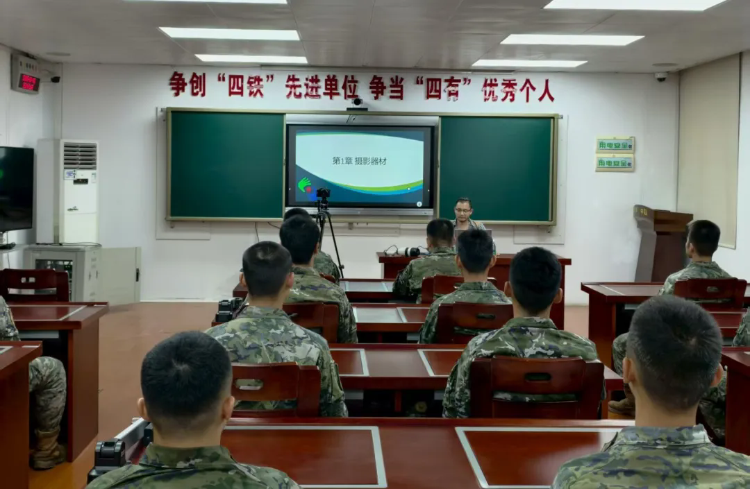 開平市退役軍人第40期工作簡報 開平青年夜校進(jìn)軍營 軍民共筑技能成長路.doc_3