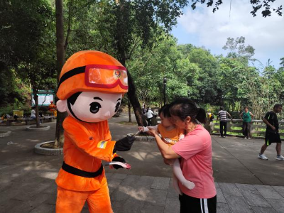 多部門聯(lián)動強(qiáng)宣傳！市森防辦開展森林防滅火主題宣傳活動筑牢安全防線.docx_6